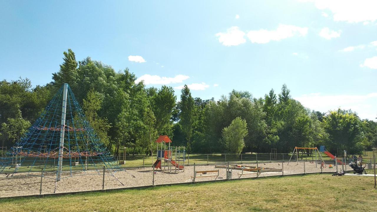 Studio Lux Gaj By Apartamenty Na Dni Wrocław Exterior foto